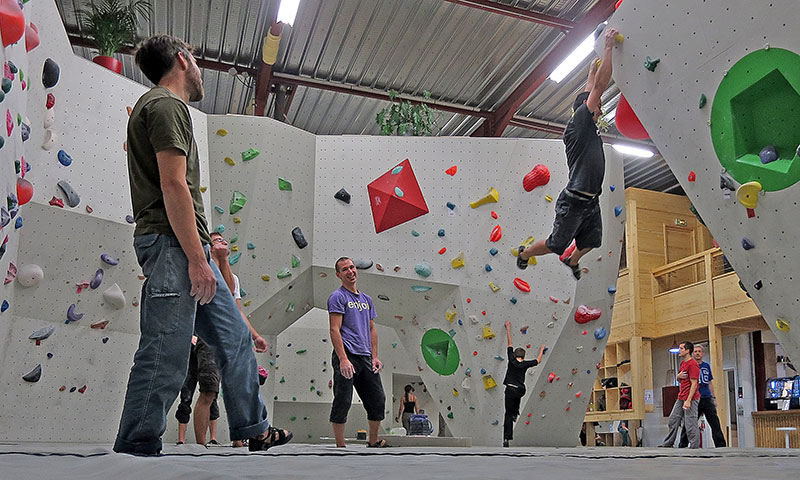 hueco salle escalade bloc strasbourg eckbolsheim 