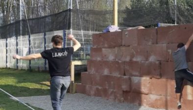 grimpeurs sur slackline